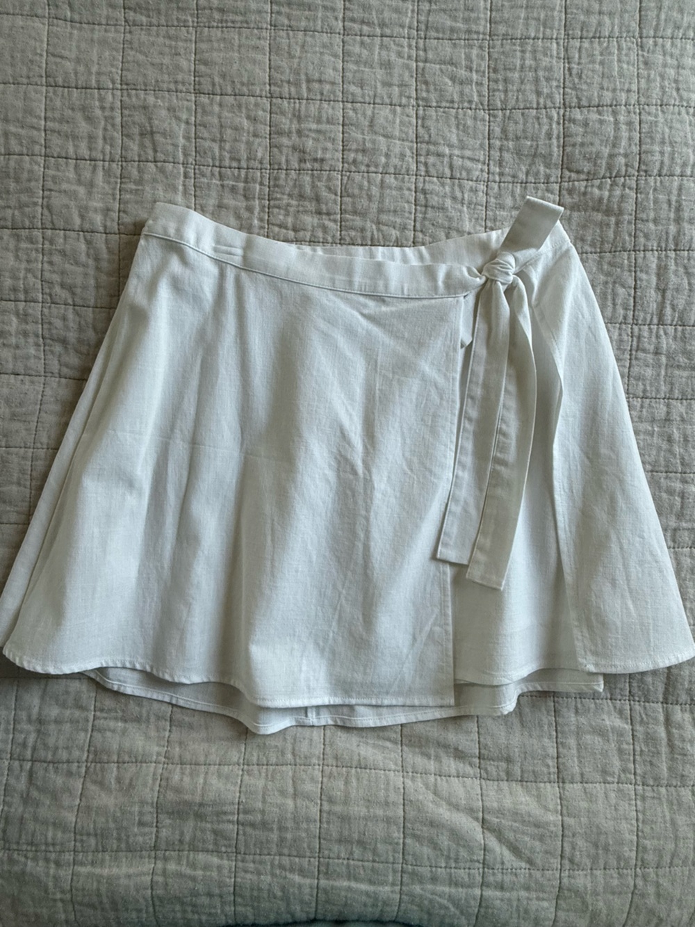 a new day Cream Tie-Detail Mini Skirt